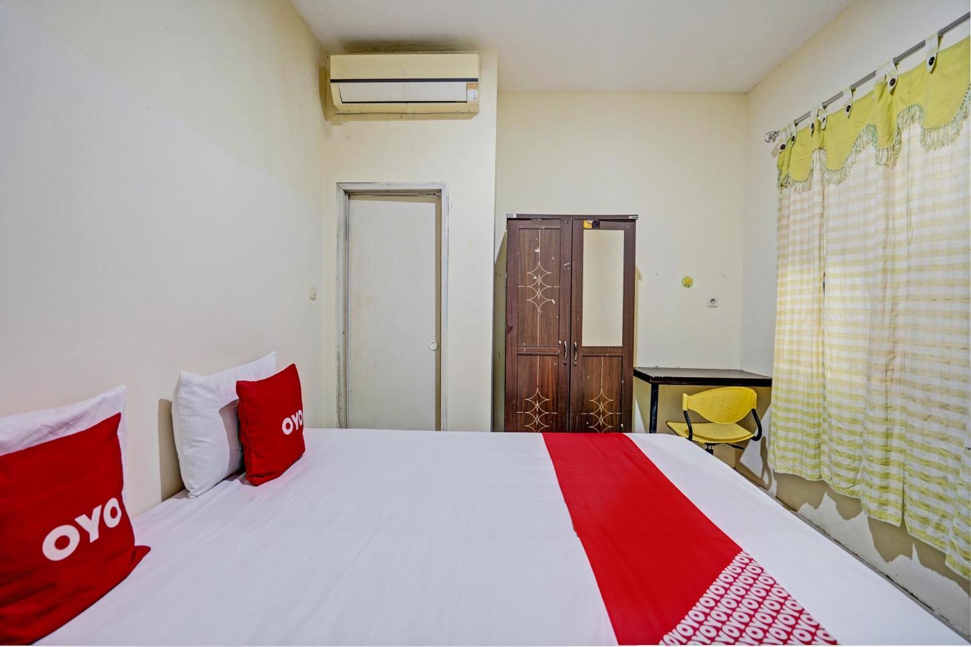 Oyo 93112 Garden Homestay 3 Merlion Surabaya Exterior photo