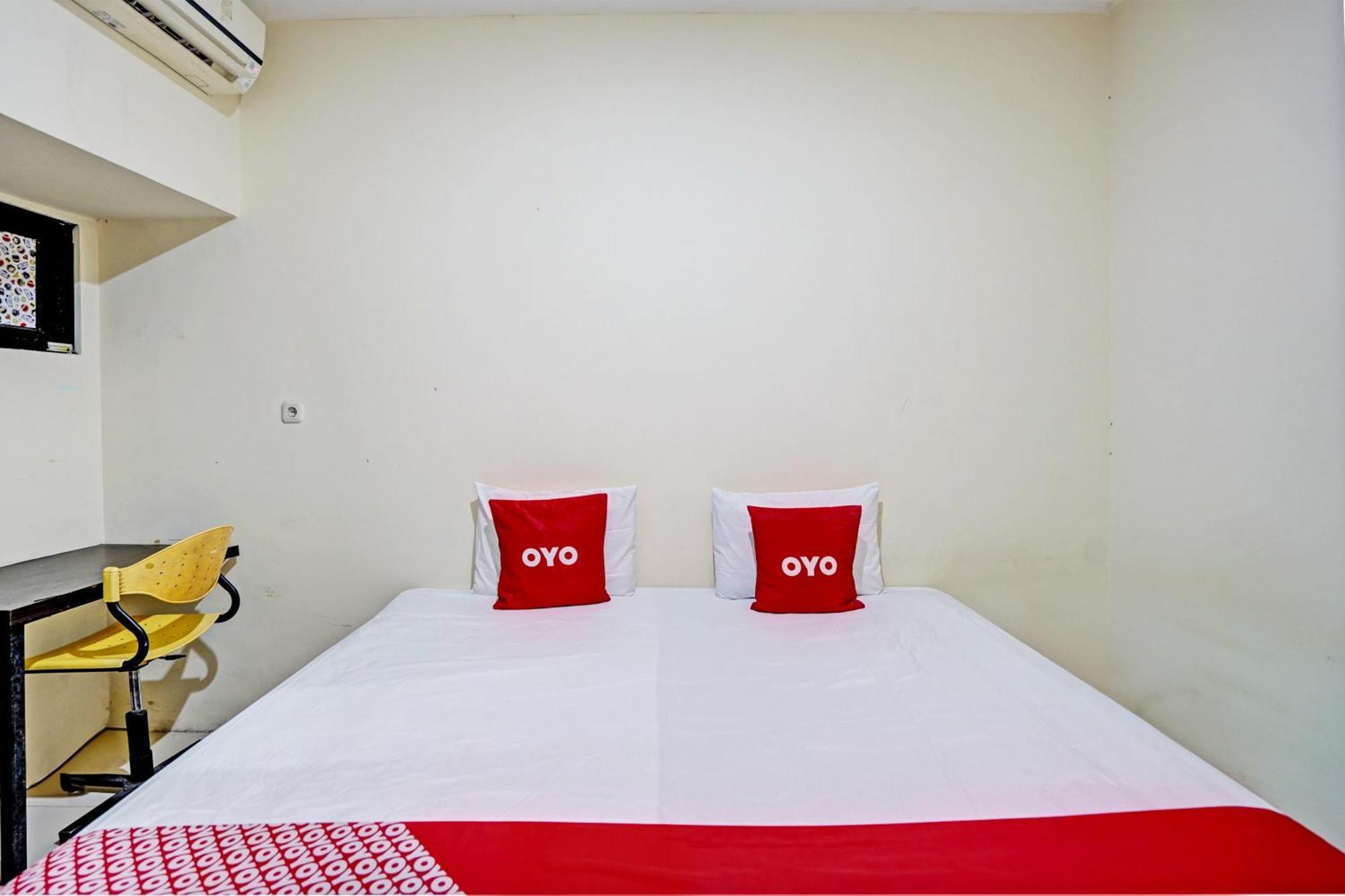 Oyo 93112 Garden Homestay 3 Merlion Surabaya Exterior photo